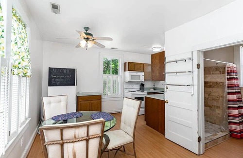 Portsmouth Apartment | The Enchantment of Old Towne Portsmouth - Suite 2