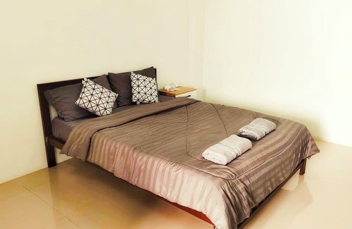 Lop Buri Hotel | The Chev Hotel Lopburi