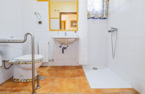 Zafarraya Cottage | Cubo's La Casa de Tita Elvira Family 20 PAX