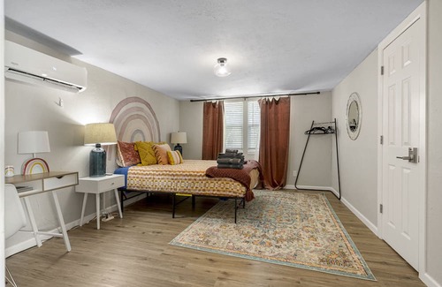 Tulsa House | Serene 2BR Retreat: Stylish, Safe & Family-Friendly Haven with Amenities Galore!