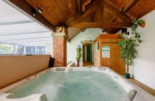 Newton-on-Rawcliffe House | Picturesque cottage w/pool in North York Moors
