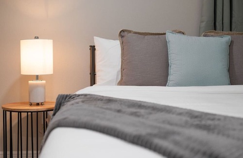 Azalea Park House | Comfy studio in Central Orlando