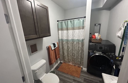 Wichita Apartment | Cozy, central location with amenities galore! Pet-friendly and an attentive host