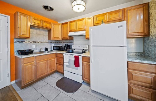 Ferndale Apartment | Cozy 1 Bd Apt minutes walking downtown Ferndale