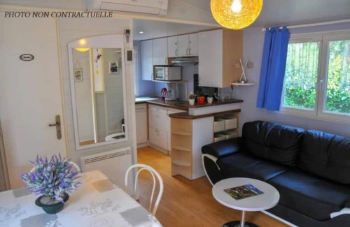 Castelnau-de-Guers House | Mobilhome 4 étoiles - Piscine - eechdh