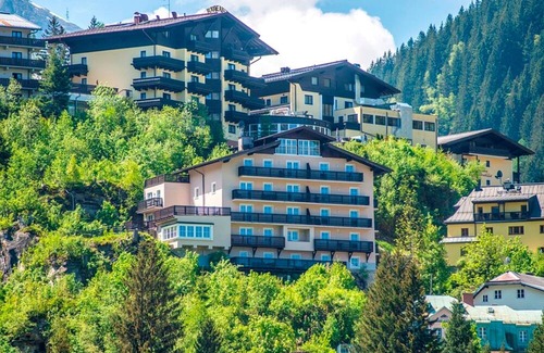 Bad Gastein Apartment | Deluxe Appartement mit Drei Schlafzimmer - Alpenhof
