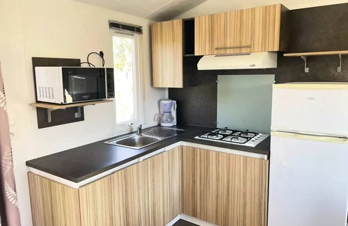 Saint-Denis-du-Payre House | CAMPING O BEAU LAURIER * - Mobile home Ibiza 56 4 to 6 people - 4 people. included in the price
