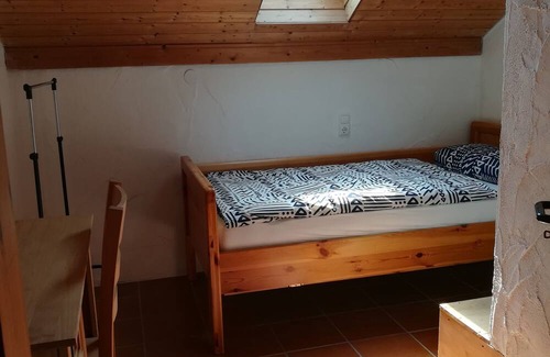 Ravensburg House | Ferienhäusle in Ravensburg Nahe Bodensee, Ruhige Lage im Grünen mit Terrasse