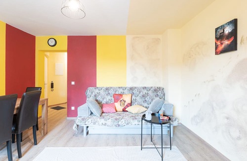 Duisburg City Center Apartment | - Magical Harry Potter Apartment in Duisburg - Hbf - Kingsize Bed & Netflix -