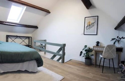 Nemours Apartment | Nemours Centrale, Duplex n°4 (55m2), parfait pour 4 personnes, TER Paris (1h15)
