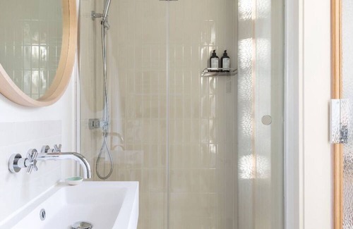 Riverside Apartment | Bermondsey Studio #31