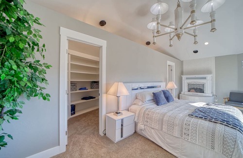 Twin Falls House | Luxury Private 3BR Home w/ Canyon & River Views