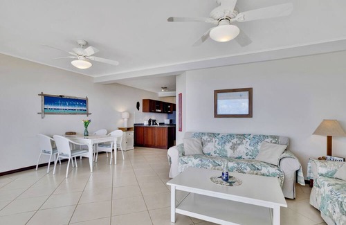 Kralendijk Condo | Sea Star - Coastal Bliss at Bonaire's Waterfront