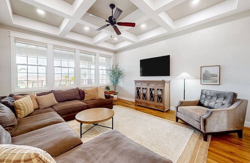 Queen Creek House | Beautiful home with amazing pool, pool spa, large yard, washer/dryer, & AC