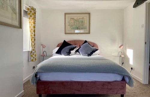 Llanfarian Apartment | The perfect stay to enjoy Cardigan Bay! A beautiful and comfortable apartment.