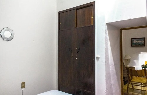 Luis Jimenez Figueroa Apartment | Mi casa es tu casa.