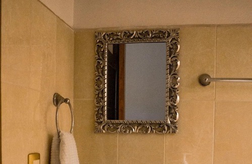 Luis Jimenez Figueroa Apartment | Mi casa es tu casa.