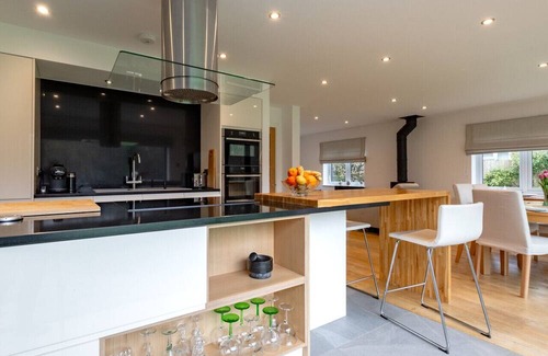 Biddenden House | Haons - Three Bedroom House, Sleeps 8