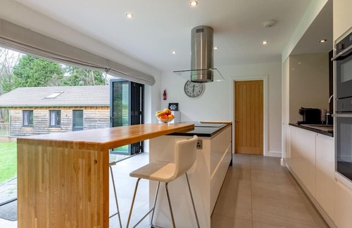 Biddenden House | Haons - Three Bedroom House, Sleeps 8