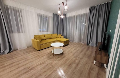 Brasov Apartment | Lovely 1BR - UNO with Balcony