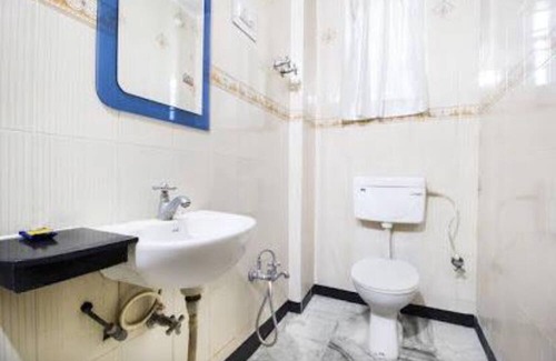 Patna Hotel | Goroomgo R.P. International Patna