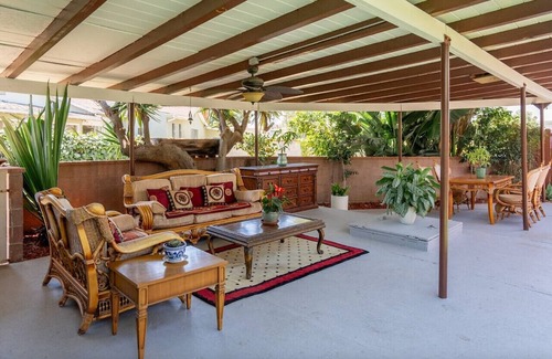 Inglewood House | *SOFI Stadium* Meditation Retreat * Outdoor Living