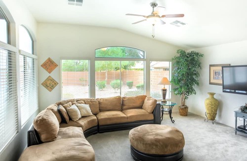 Deer Valley House | Private w/ 4 Kings or 7 total beds & Pool/Hot Tub!