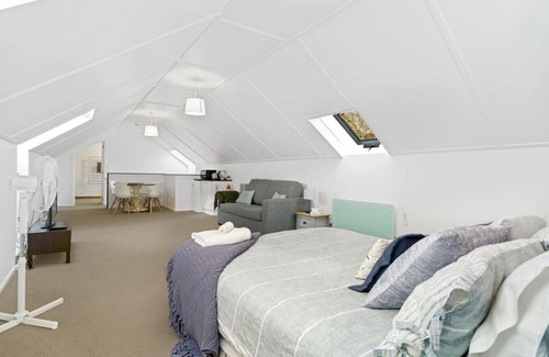 Arthur's Point House | At home on Atley, Arthurs Point