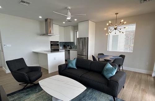 Old Man Bay Apartment | 2 bedroom beachfront condo