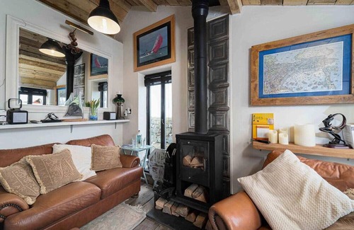 St Ives House | Rural hideaway near St Ives with sea views