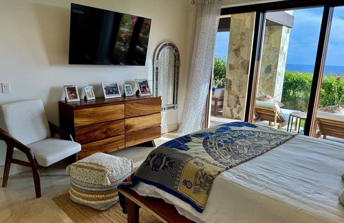 San Jose del Cabo Condo | Oceanview Paradise luxurious three bedroom condo overlooking golf course