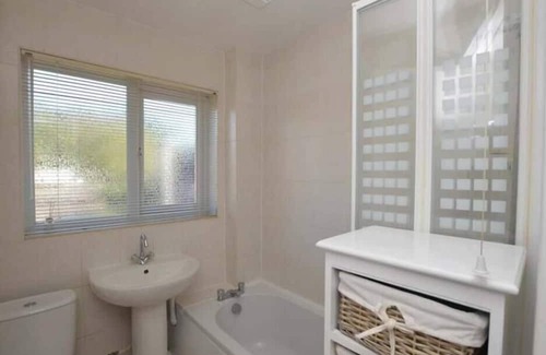 St Albans House | Cosy and Peaceful 3B Home in Sandridge, St Albans