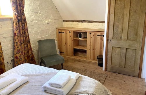 Longtown House | The Granary at Gwatkin Red Cow