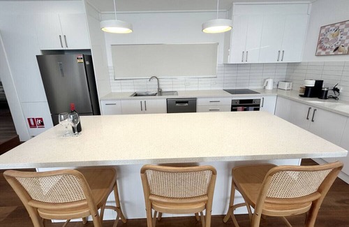 Sellicks Beach House | Nisi - Freshly Renovated Home - 2 Min Walk to the Beach