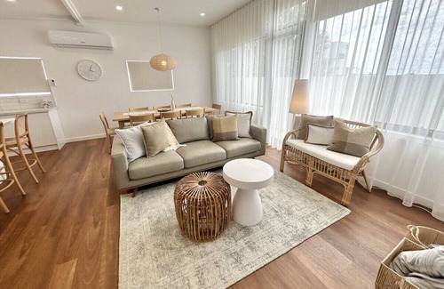 Sellicks Beach House | Nisi - Freshly Renovated Home - 2 Min Walk to the Beach