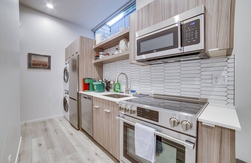 Seattle Metro Area Apartment | Newly Built Seattle Studio: Walk to Seward Park!