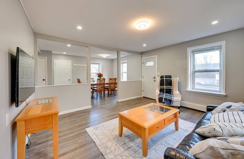 Avon House | Family-Friendly Avon Home: 10 Mi to Hartford!