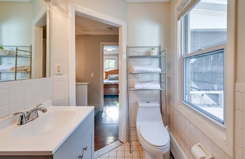 Avon House | Family-Friendly Avon Home: 10 Mi to Hartford!
