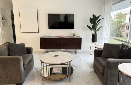 Parker Ridge House | Charming house close to beach, downtown West Palm Beach and shops. Pet-Friendly!