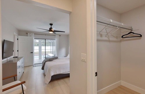 Palm River Estates House | Beautiful Palm River 3BR Gem Retreat