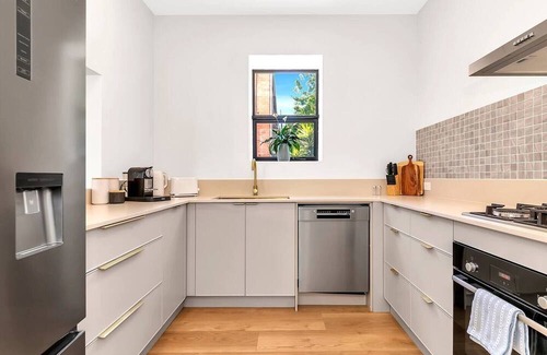 North Adelaide Apartment | Enchanted Blooms A Gorgeous Colonial Cottage