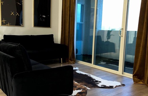 Tuscano Apartment | Cozy Condo