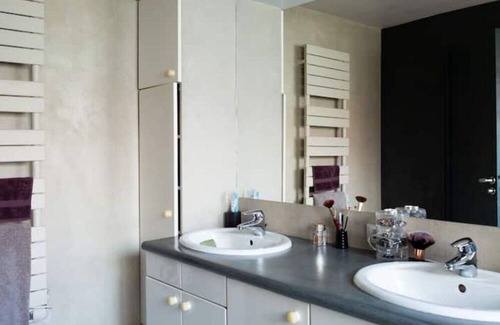 Vitry-sur-Seine Bed & Breakfast | Chambre Agréable Dans Pavillon Coquet