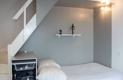 Vitry-sur-Seine Bed & Breakfast | Chambre Agréable Dans Pavillon Coquet