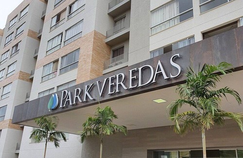 Pousada do Rio Quente Apartment | Resort Park Veredas with the warm river in the background