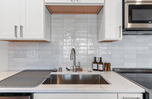 Seattle House | Comfy 3 Bed Family House close to UW Children's Hospital