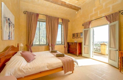 Kercem Villa | Ghar Ilma IV – Santa Lucija Holiday Home