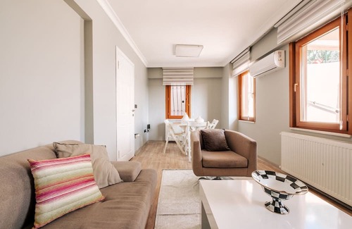 Sakarya Apartment | Duplex Flat Near Bilgi University and Golden Horn