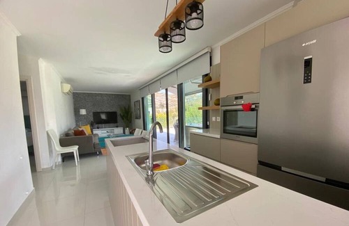 Dagbelen Apartment | 2 Bedroom Flat In Yalikavak 5 Minutes Walking Distance to the Sea