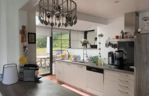 Saint-Pabu House | TY Beniguet VUE MER ET Acces Direct A LA Plage